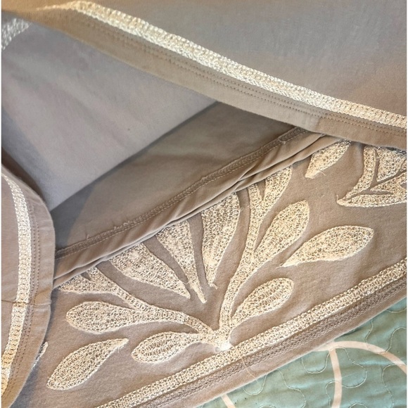 INC International Concepts light gray and white embroidered dress S - Picture 4 of 6